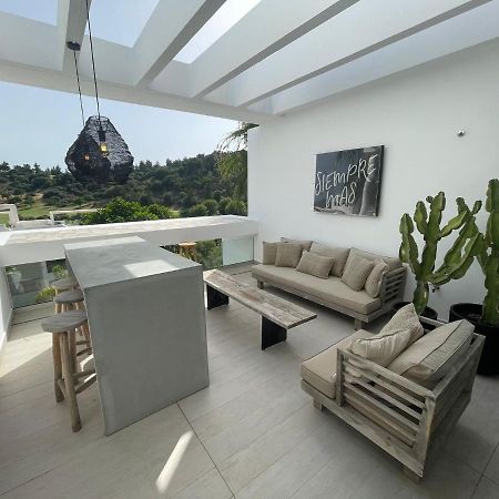 Siempre Mas Penthouse Atalaya Hills Golf Marbella 2 Large Bedrooms 4 Guests Estepona Buitenkant foto